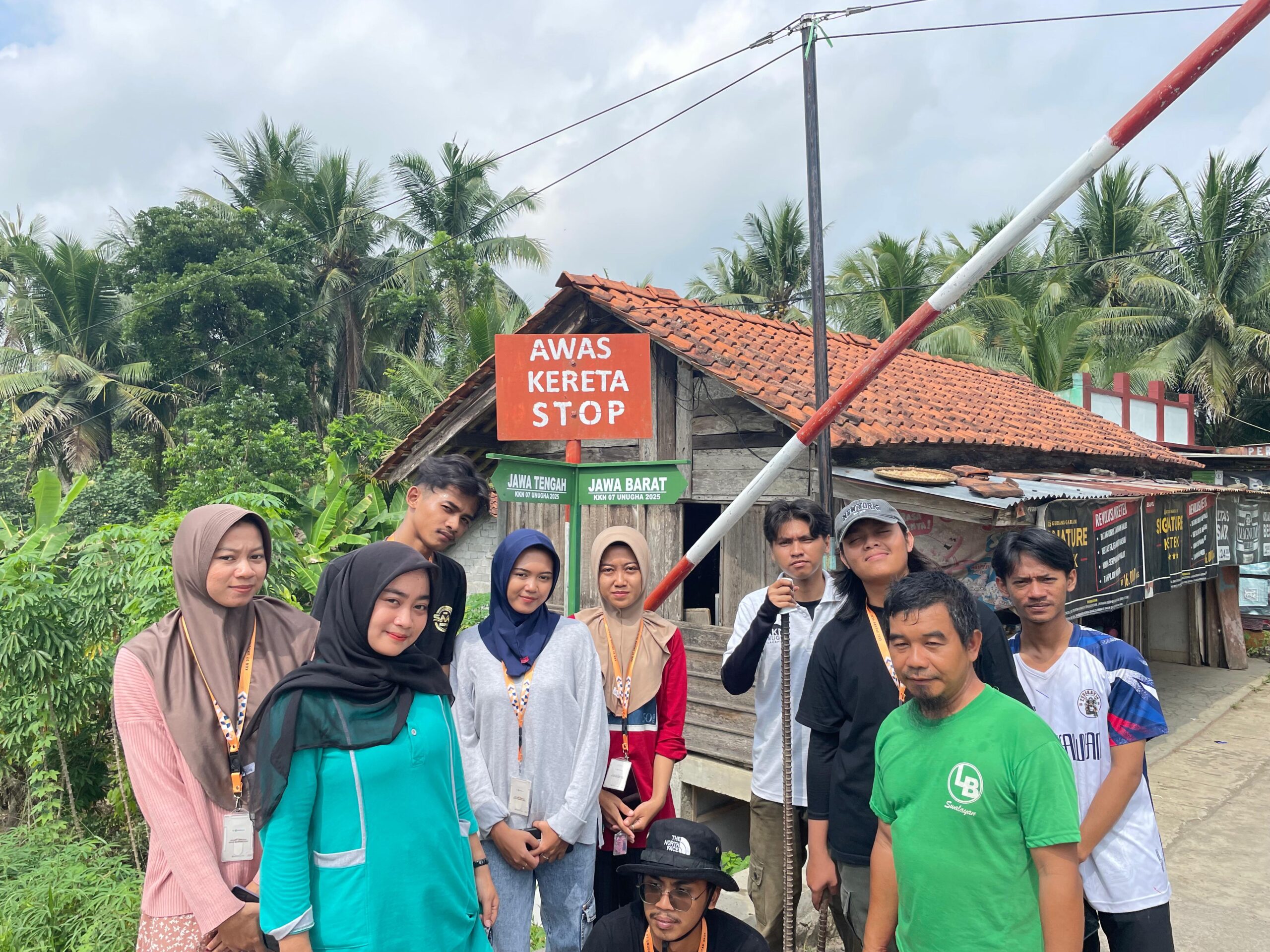 Pemasangan Papan Petunjuk Jalan Pemasangan Papan Petunjuk Jalan